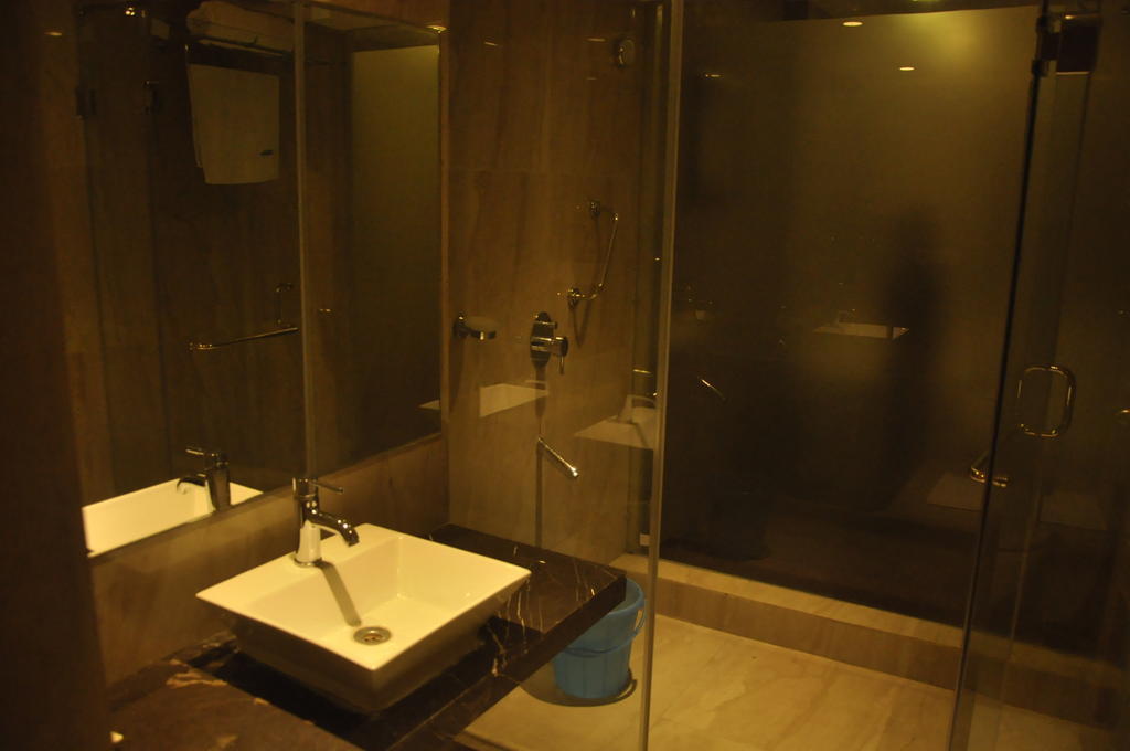 Hotel Rallentino Kota  Zimmer foto